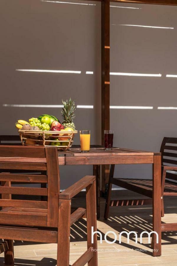 Nemeseos Ground Floor Homm Apartment With Roof Garden And Wading Pool Athene Buitenkant foto